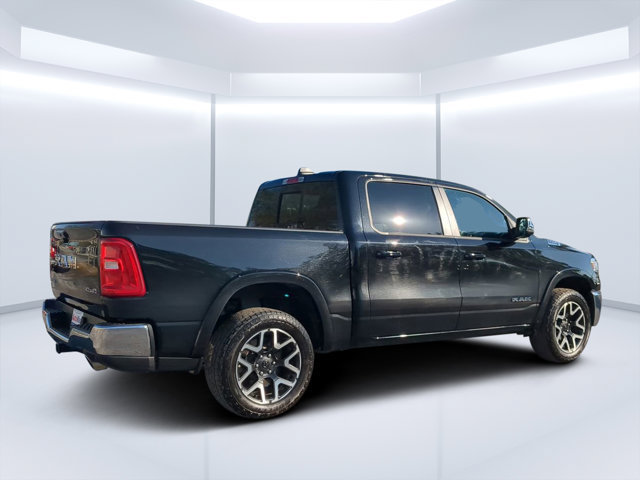 Used 2025 RAM 1500 Laramie AWD/4WD image 3