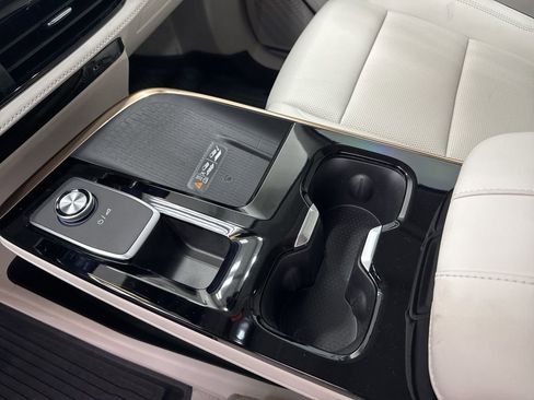 New 2026 Buick Enclave Avenir w/ Super Cruise Package AWD/4WD image 19