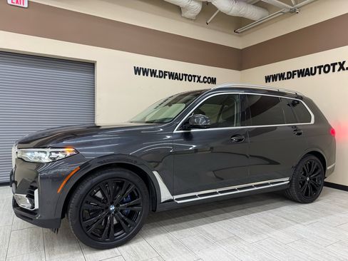 Used 2019 BMW X7 xDrive50i w/ Off-Road Package image 6