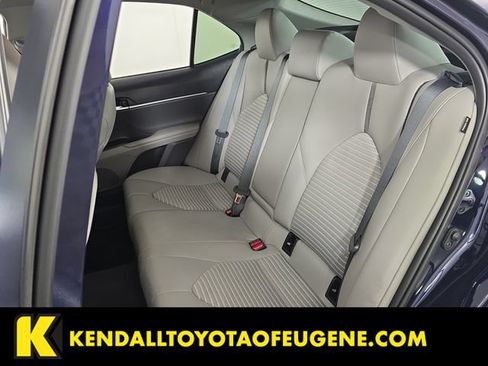 Used 2022 Toyota Camry SE w/ Cold Weather Package AWD/4WD image 26