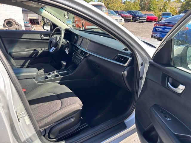 Used 2020 Kia Optima LX FWD image 9