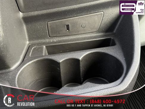 Used 2019 Ford Transit 150 XLT image 21