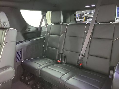 Certified 2024 Cadillac Escalade ESV Sport AWD/4WD image 11