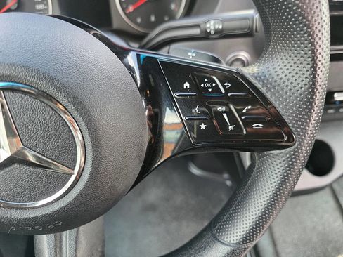 Used 2025 Mercedes-Benz Sprinter 2500 image 18