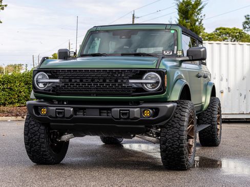 New 2025 Ford Bronco Badlands AWD/4WD image 8