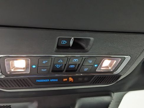 Certified 2023 Ford F150 Platinum w/ FX4 Off-Road Package AWD/4WD image 35