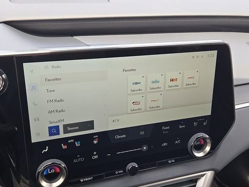 Certified 2024 Lexus RX 350 AWD w/ Convenience Package image 18