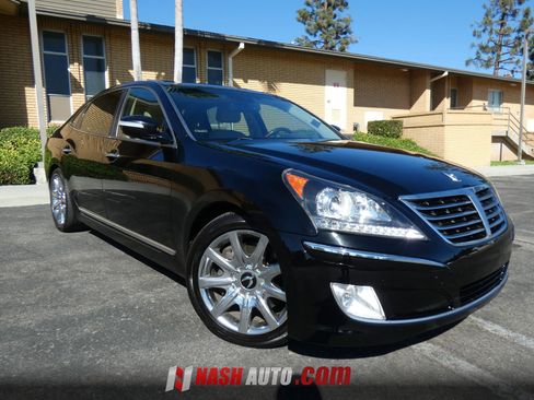 Used 2013 Hyundai Equus Signature RWD image 5