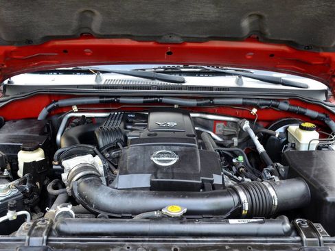 Used 2008 Nissan Frontier LE w/ Leather Pkg image 21