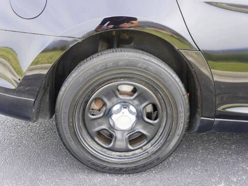 Used 2013 Ford Taurus Police Interceptor AWD image 34