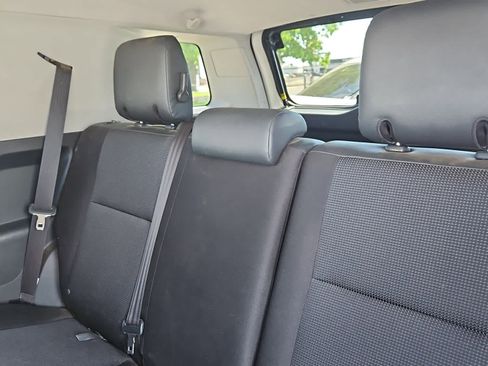 Used 2013 Toyota FJ Cruiser 4WD w/ Convenience Pkg image 12