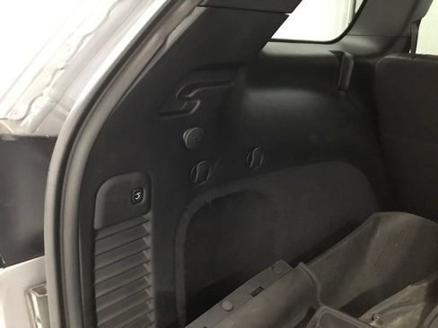 Used 2020 Jeep Grand Cherokee Altitude AWD/4WD image 38
