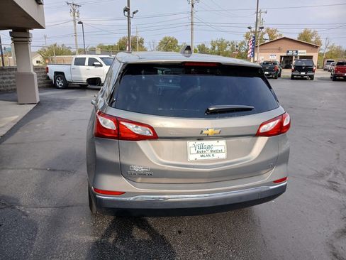 Used 2018 Chevrolet Equinox LT image 4