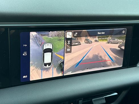 New 2026 Porsche Macan 4S Electric AWD/4WD image 21