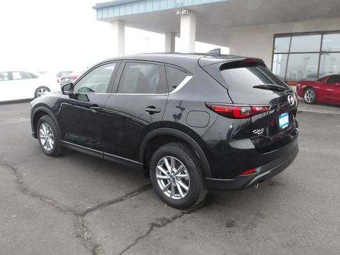 Used 2023 MAZDA CX-5 AWD 2.5 S w/ Preferred Package image 3