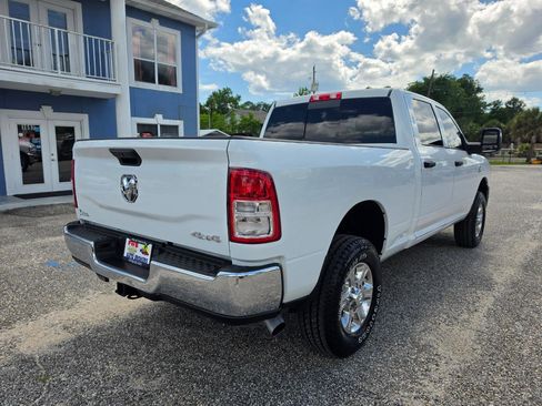 Used 2024 RAM 2500 Tradesman w/ Chrome Appearance Group AWD/4WD image 5