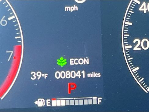 Used 2025 Honda HR-V Sport image 12