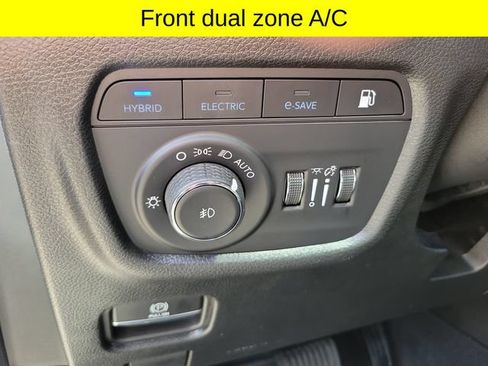Used 2023 Jeep Grand Cherokee 4WD 4xe image 19