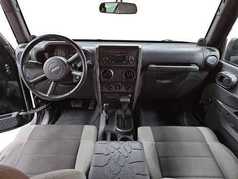 Used 2007 Jeep Wrangler X image 9