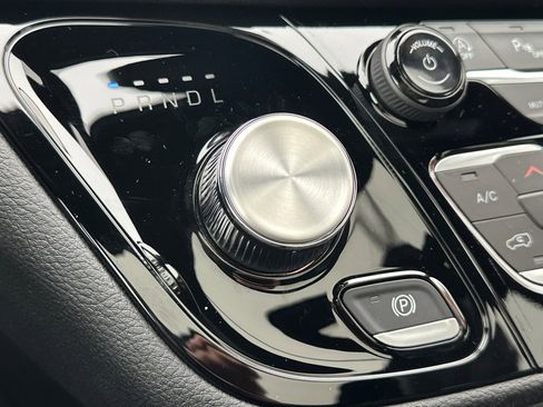 New 2026 Chrysler Pacifica Select image 22