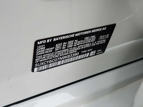 Used 2022 BMW X6 xDrive40i w/ Executive Package image 26