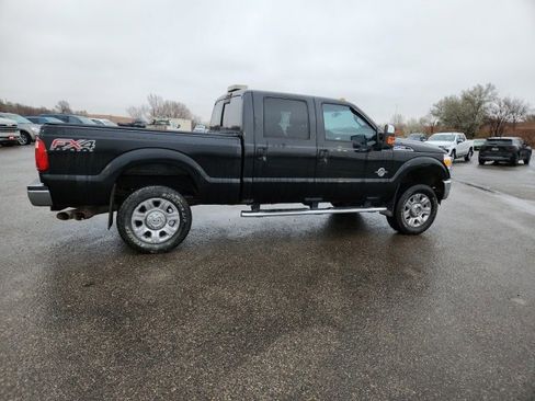 Used 2012 Ford F250 Lariat w/ Chrome Pkg image 8