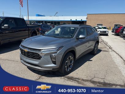 New 2026 Chevrolet Trax LT w/ Sunroof Package