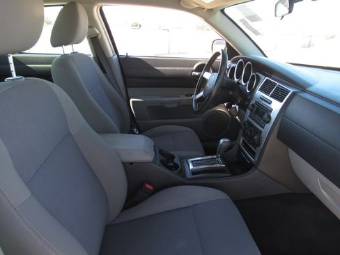 Used 2007 Dodge Charger SE w/ Comfort Seating Group image 8