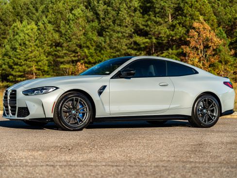 Used 2024 BMW M4 image 5