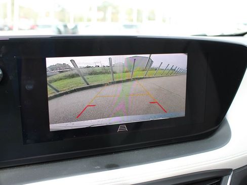 Used 2024 Buick Encore GX Avenir w/ Avenir Convenience Package image 14