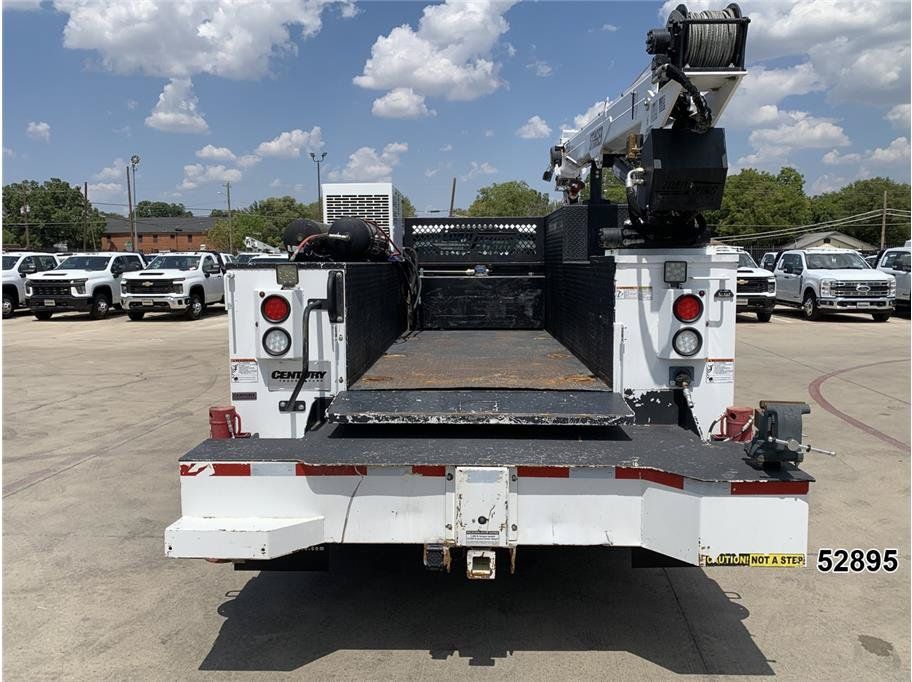 Used 2022 Ford F550 4x4 Regular Cab Super Duty image 14