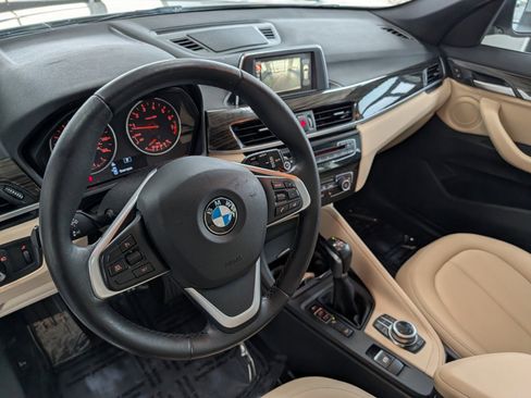 Used 2017 BMW X1 xDrive28i image 15