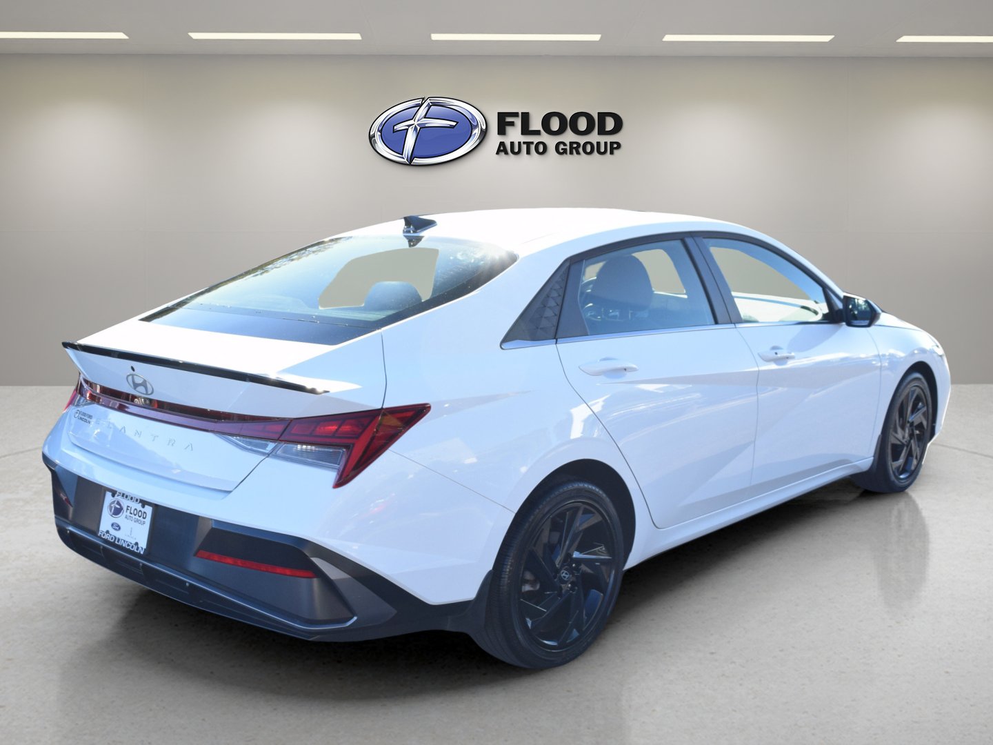 Used 2026 Hyundai Elantra SEL Sport Premium FWD image 4