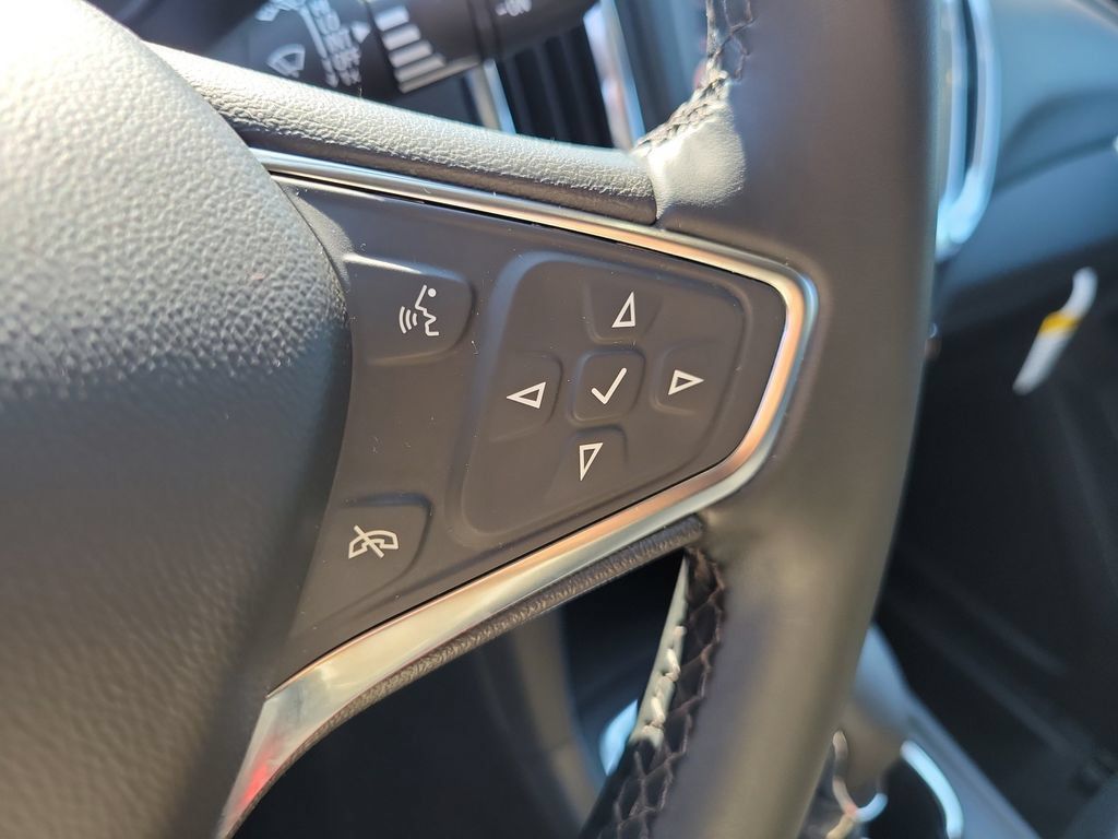 Used 2024 Chevrolet Equinox LT FWD image 28