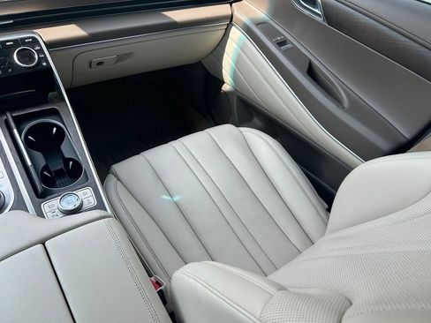 Used 2023 Genesis GV80 3.5T AWD/4WD image 11