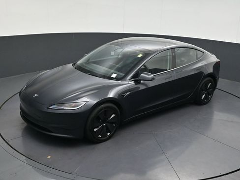 Used 2024 Tesla Model 3 Standard Range RWD image 14