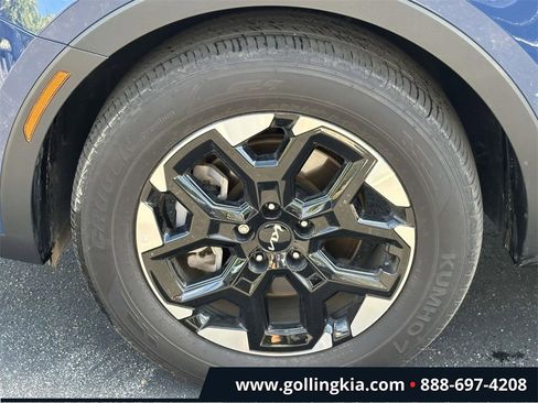 Certified 2024 Kia Sorento S w/ Panoramic Sunroof Package image 7