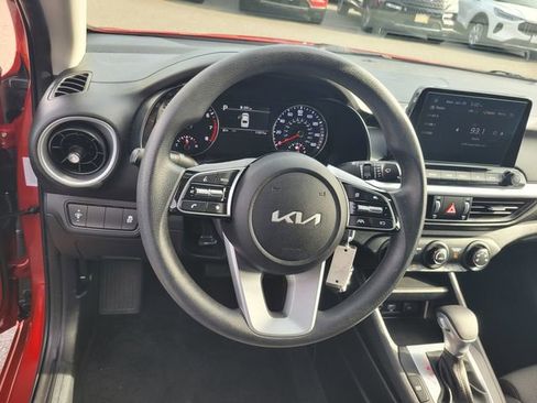 Used 2024 Kia Forte LXS image 30