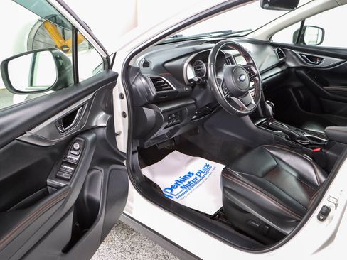 Used 2023 Subaru Crosstrek 2.5i Limited w/ Moonroof Package AWD/4WD image 3