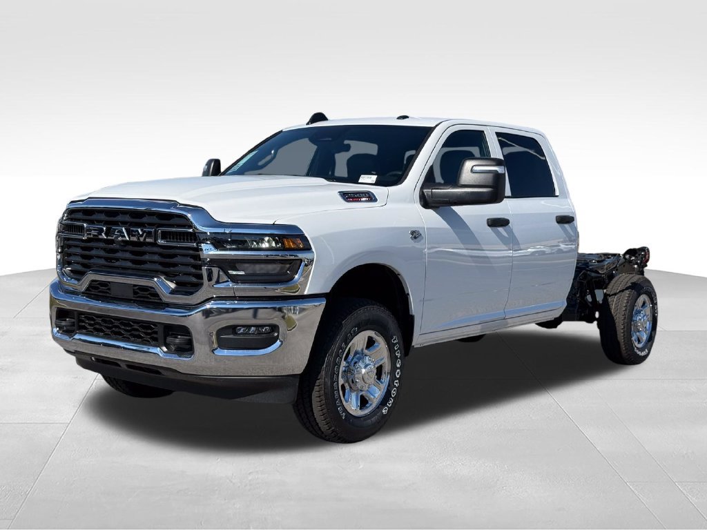 New 2027 RAM 2500 Tradesman w/ Chrome Appearance Group AWD/4WD 360° Tour