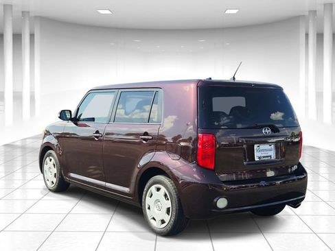 Used 2008 Scion xB FWD image 3