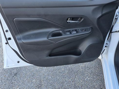 New 2025 Nissan Versa SV w/ Trunk Package image 24