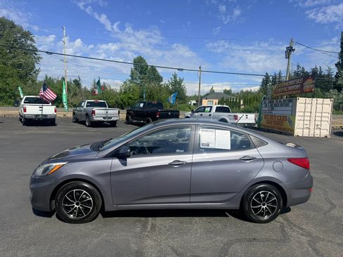 Used 2016 Hyundai Accent SE FWD image 4