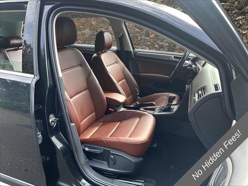 Used 2017 Volkswagen Golf Alltrack S AWD/4WD image 6
