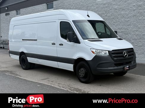 Used 2019 Mercedes-Benz Sprinter 170 image 1