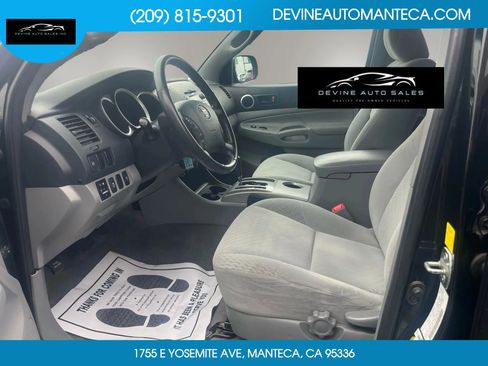 Used 2011 Toyota Tacoma 4x4 Double Cab w/ SR5 Pkg #2 image 6