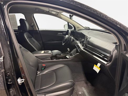 Certified 2023 Kia Sportage EX image 26