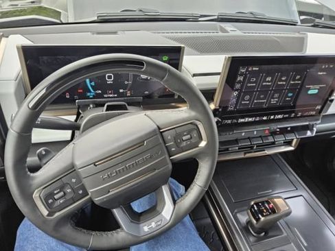 Used 2025 GMC Hummer EV 3X AWD/4WD image 8