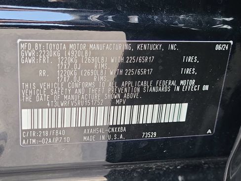 Used 2024 Toyota RAV4 LE AWD/4WD image 35