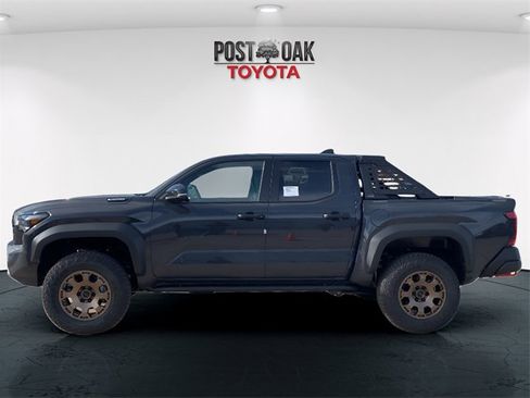 New 2026 Toyota Tacoma Trailhunter image 4